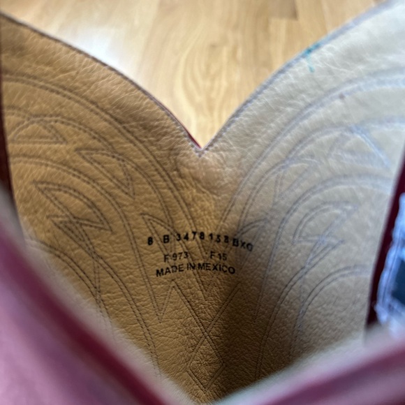 Frye Women's Billy Harness Western Boots in burgundy and brown leather - Picture 4 of 9